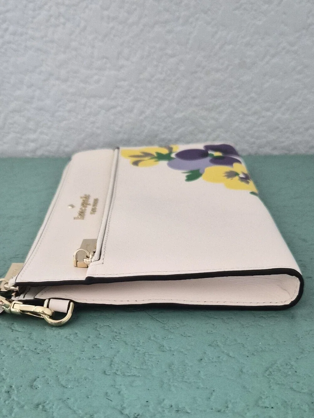 Kate Spade Wild Petal Floral Medium Wristlet Parchment Multi Whimsical Style